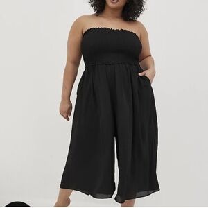Torrid black crepe midi smocked coverup jumpsuit size 5 NWT